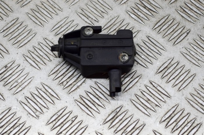 &Icirc;ncuietoare capac rezervor CITRO&Euml;N C6 TD_ 2007 OEM: 9651680280 14212023