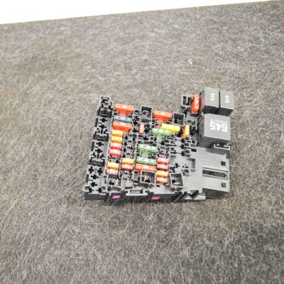 Panou de siguranțe AUDI A3 Limousine 8VS, 8VM 2017 OEM: 5Q0937615C foto