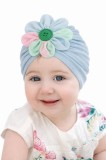 Caciulita bleu tip turban cu floricica multicolora (Marime Disponibila: 3-6