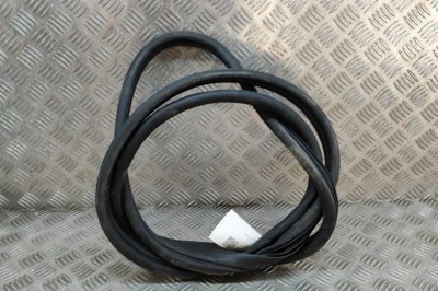 Garnitura ușă dreapta spate KIA EV6 CV 2022 OEM: 83120-CV000 | 25831556 foto