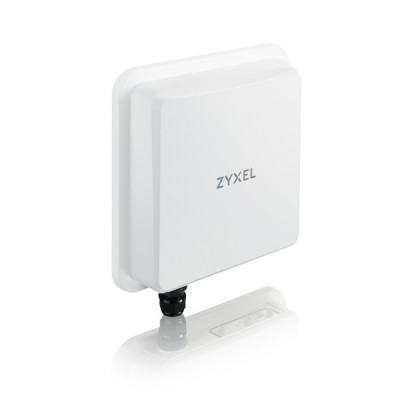 Zyxel NR7102. Tip interfață Ethernet: 2.5 Gigabit Ethernet, Viteză transfer de date Ethernet LAN: 10,100,1000,2500 Mbit/s. Tip rețea mobilă: 5G, Stand foto