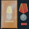 Set complet Medalia Muncii RPR decoratie SUPERBA la cutie si bareta anii 1950
