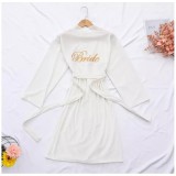 Cumpara ieftin Halat Mireasa din Catifea, Brodat &rdquo;Bride&rdquo;, Alb