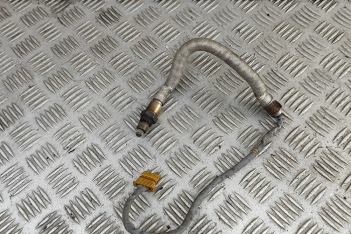 Sonda lambda BMW 3 F30, F80 2015 OEM: 7848483 | 31454627