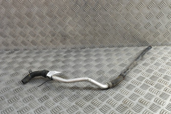 Furtun de lichid de răcire MERCEDES-BENZ C T-Model S205 2015 OEM: A2058303302 | 31556417