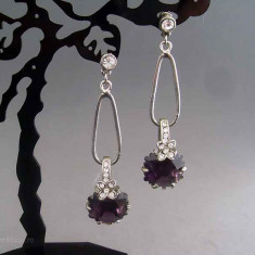 Cercei bijuterie argintii lungi cu piatra violet