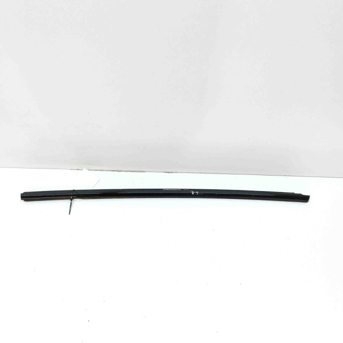 Chedar geam ușă dreapta spate PORSCHE Taycan 2021 OEM: 9J1839476E,9J1.839.476.E