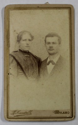 FOTOGRAF PAOLO CANTELLI , MILANO , CUPLU IN STUDIO , FOTOGRAFIE C.D.V. , SFARSITUL SEC. XIX foto