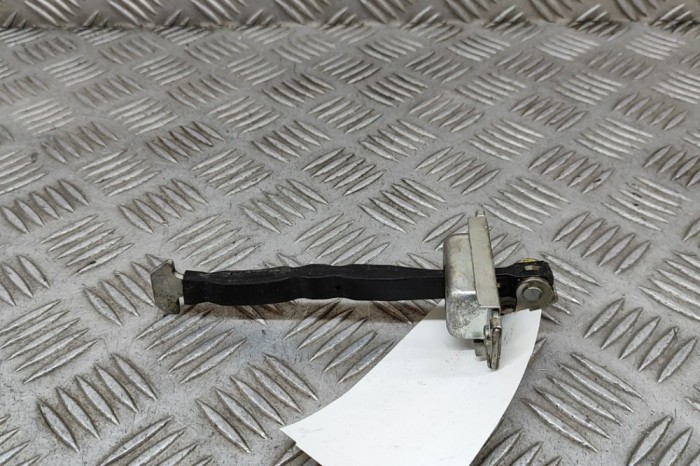 Limitator ușă dreapta față TOYOTA RAV 4 V XA50 2020 OEM: 68610-42060 27561365
