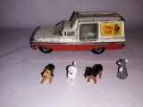 bnk jc Corgi 486 Chevy Kennel Club - Chevrolet Impala - cu caini