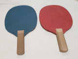 Palete tenis de masa, confectionate din lemn - jucarie romaneasca anii 1970