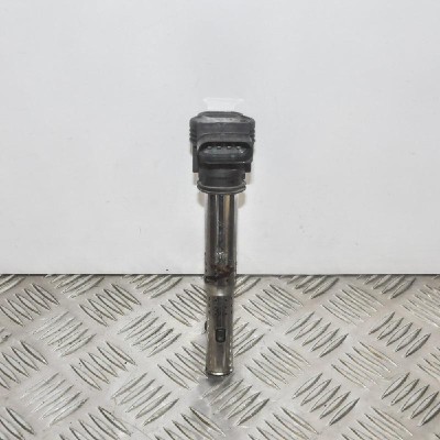 Bobina de inducție de &amp;icirc;naltă tensiune AUDI A4 8K2, B8 2008 OEM: 07K905715D 2635355 foto