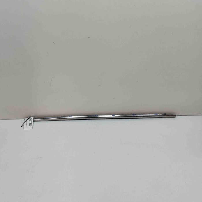 Chedar geam ușă dreapta față LEXUS UX _AA1_, _AH1_, _MA1_ 2022 OEM: 75710-76040