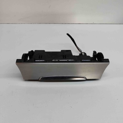 Scrumiera VW PASSAT Variant B7 365 2013 OEM: 3C0863284K 29264030 foto