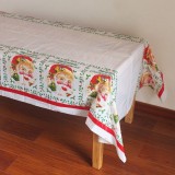 Fata de masă dreptunghiulară eMazing pentru Crăciun, PVC, 2.5 mm grosime, imprimeu Moș Crăciun, dimensiuni 180 x 108 cm, culoare albă
