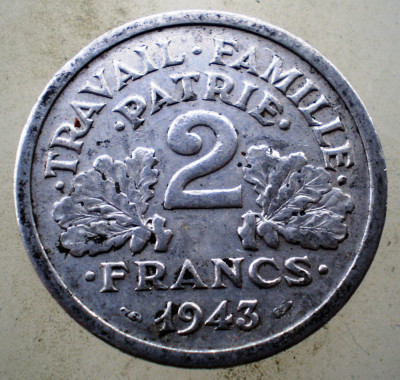 1.111 FRANTA VICHY WWII 2 FRANCS FRANCI 1943 foto