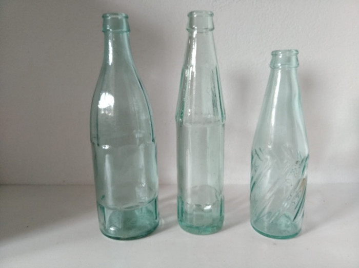 Lot 3 sticle vechi de suc (Brifcor si altele) anii 1976, 1990 si 1991