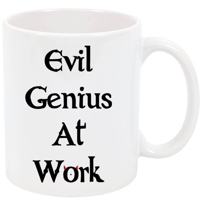 Cana personalizata Evil Genius at Work, ceramica alba, 325 ml Cana personalizata Evil Genius at Work, ceramica alba, 325 ml