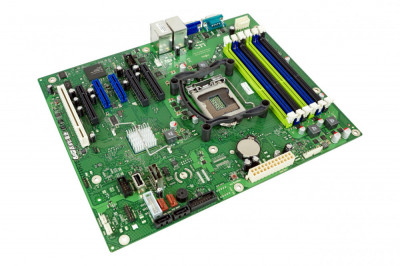 Placa de baza Fujitsu standard tx150 s7 D2759-A13 GS 2 LGA1156 + Cooler LGA 1156 foto