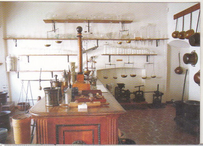 bnk cp Sibiu - Muzeul Brukenthal - Muzeul farmaciei - necirculata foto