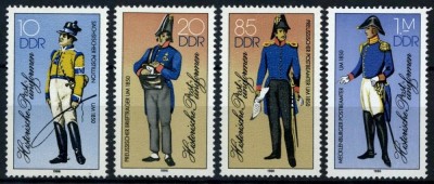DDR 1986 - Uniforme de poștaș de epoca, serie neuzata foto