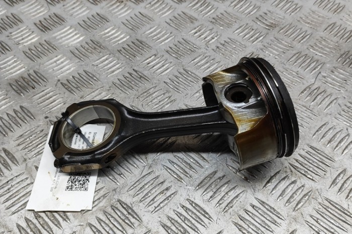 Piston MERCEDES-BENZ CLS C218 2012 OEM: A2780301117,A2780300520 29025047