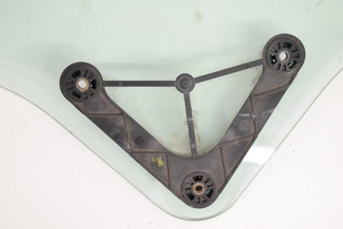 Geam lateral dreapta spate MERCEDES-BENZ E Cabrio A207 2010 OEM: ESG70WDG50,43R-00050,E00025920R 2716489