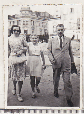 bnk foto Familie in Bucuresti - Iulie 1943 foto