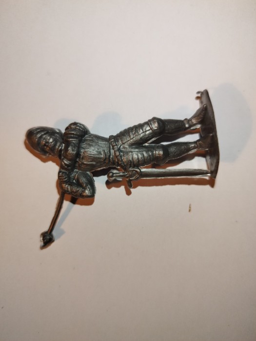 bnk jc Figurina de plastic - Manurba - cavaler medieval