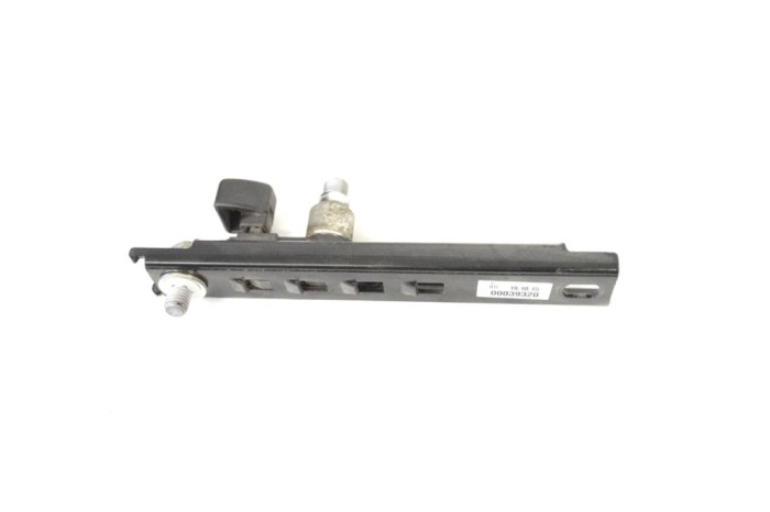 Reglaj &icirc;nălțime centura dreapta față IVECO DAILY VI Flatbed 2015 OEM: 00039320 12136936