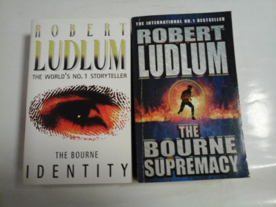 ROBERT LUDLUM - THE BOURNE IDENTITY * THE BOURNE SUPREMACY foto