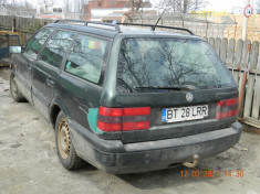 Dezmembrez VW Passat 1996, verde foto