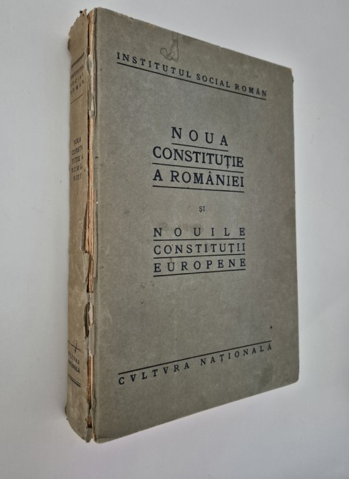 Carte veche Noua Constitutie a Romaniei