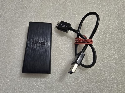 Solid State Drive (SSD) extern Sony SL-BG1 128 GB USB 3.0 -teste reale foto