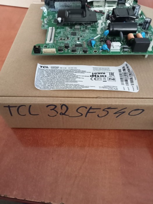 Placa digitala TCL_32SF540