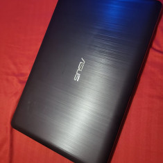 Vând Laptop Asus