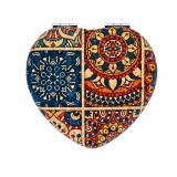 Cumpara ieftin Oglinda portabila din pluta Heart - Tradition