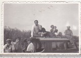 Bnk foto - Salupa cu excursionisti in Delta Dunarii - anii `60, Alb-Negru, Romania de la 1950, Transporturi