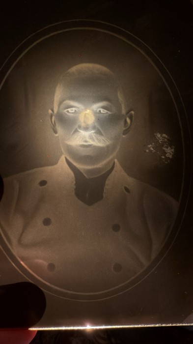 NEGATIV FOTO PE STICLA/,,MUSTACIOS", INCEPUT DE SECOL XX/ 90 X 125 mm./ PIESA DE COLECTIE..