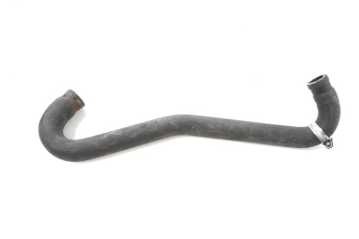 Furtun de lichid de răcire MERCEDES-BENZ VIANO W639 2009 OEM: A6398320123 11349376