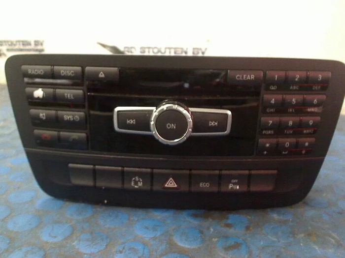 Cod Deblocare Radio 2012 Mercedes-Benz B (W246) A2469000807 CD PLAYER