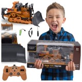 Tractor cu telecomandă și faruri reglabile