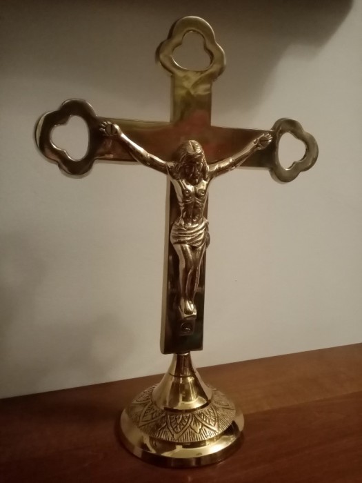 Crucifix de masa din bronz masiv lucratura deosebita, 32 cm h