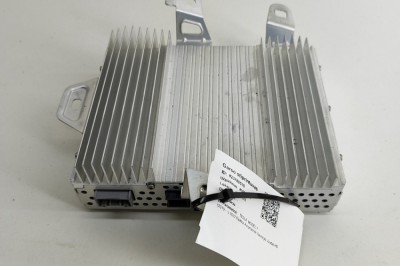 Amplificator de sunet TESLA MODEL Y 2022 OEM: 1507152-01-B 23786510 foto