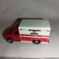 bnk jc Matchbox MB771 Ford E-350 Ambulance