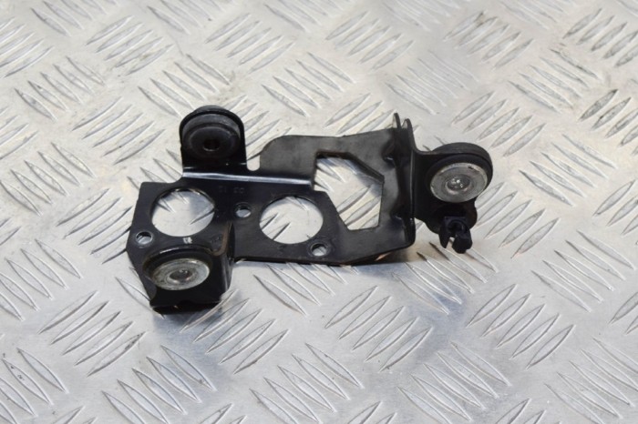 Suport pompa ABS VOLVO V60 2011 OEM: 6G9N-2B389-BB 11447369