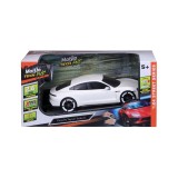 MAISTO MASINUTA CU TELECOMANDA 2 4GHZ PORSCHE TAYCAN TURBO S SCARA 1 LA 24
