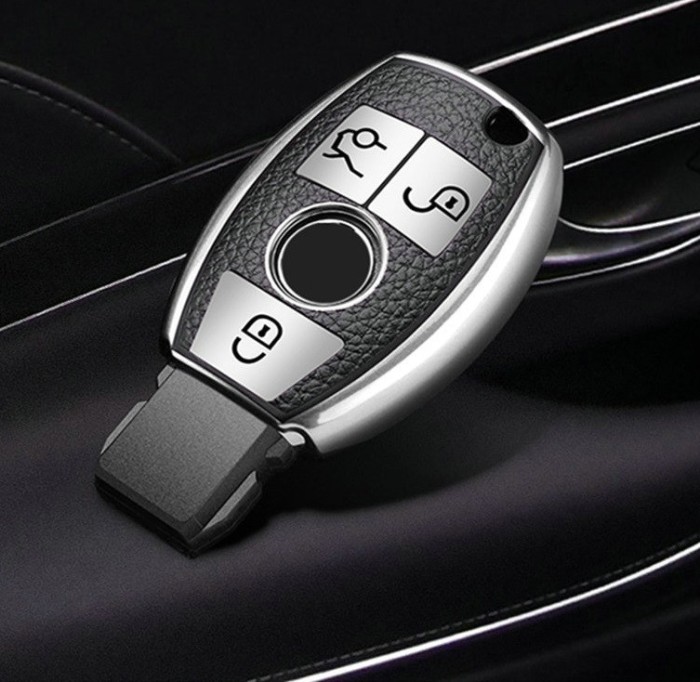 Husa Cheie Auto pentru Mercedes Benz, cu insertii piele, 3 Butoane, Silicon, Silver