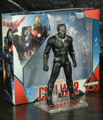 Figurina Black Panther Marvel Avengers Infinity War 17 cm MCU foto