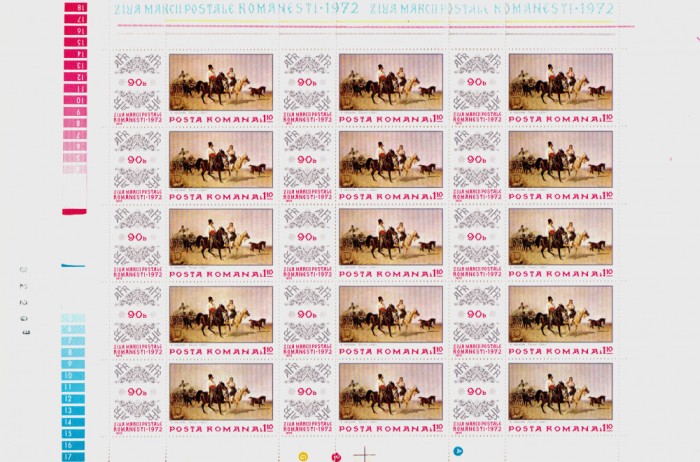 ✅RO 1972 , LP 812 ,&quot; Ziua marcii postale romanesti&quot; , serie in coala de 15 margine magenta/albstru - ERORI puncte rosii , linie rosie , etc. ,MNH